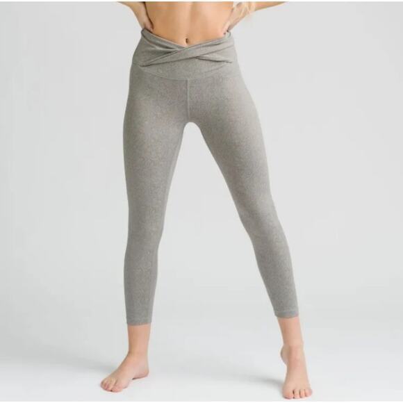 Zyia Active Women's Cement Croise Hi Rise 7/8 Leggings With Crossover Waist Smal - Picture 1 of 11